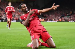 Liga Inggris: Isak Cetak Dua Gol, Liverpool Raih Kemenangan Perdana Bersama Iraola