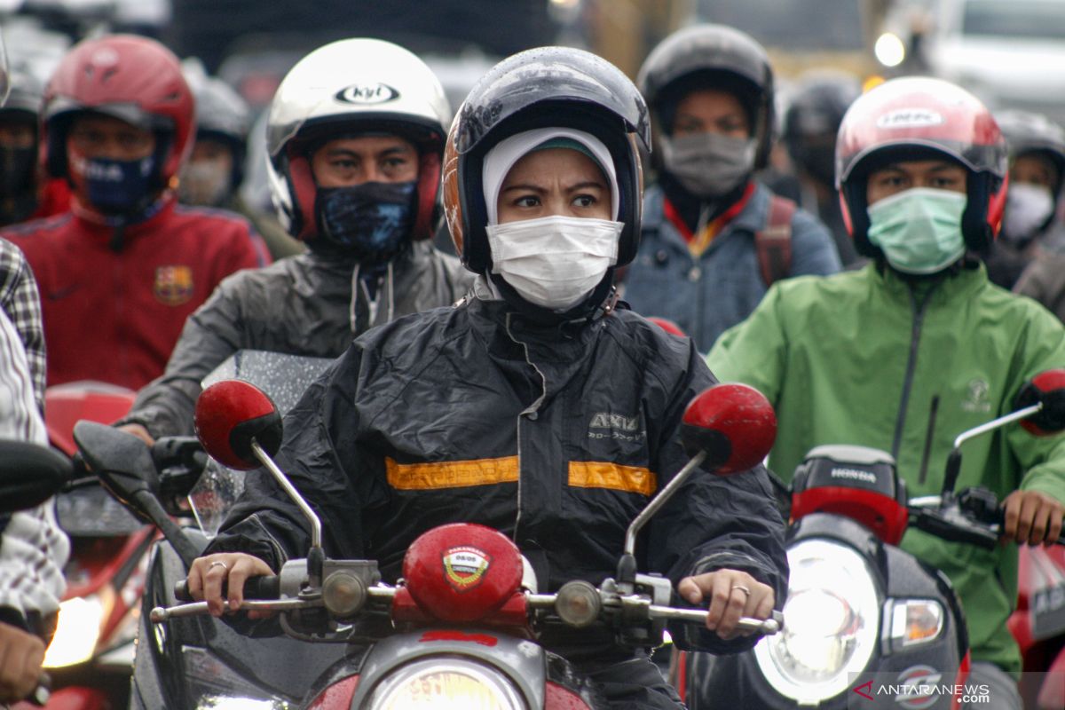 Abu Vulkanik Capai Jakarta, Dinkes DKI Minta Warga Waspada dan Lindungi Pernapasan