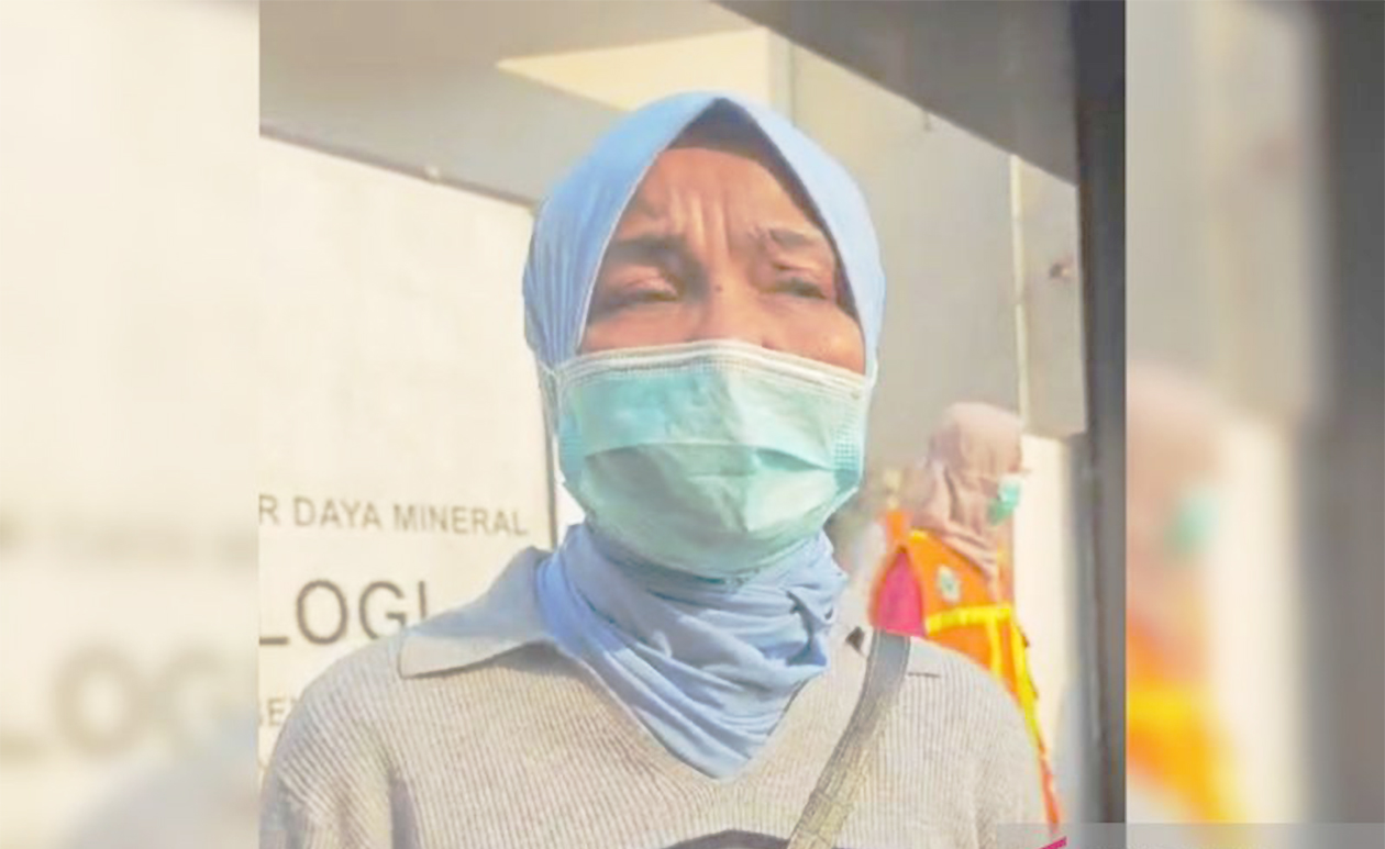 Partikel Beracun Mengintai, 2 Warga Serang Dilarikan ke Rumah Sakit Akibat Abu Vulkanik