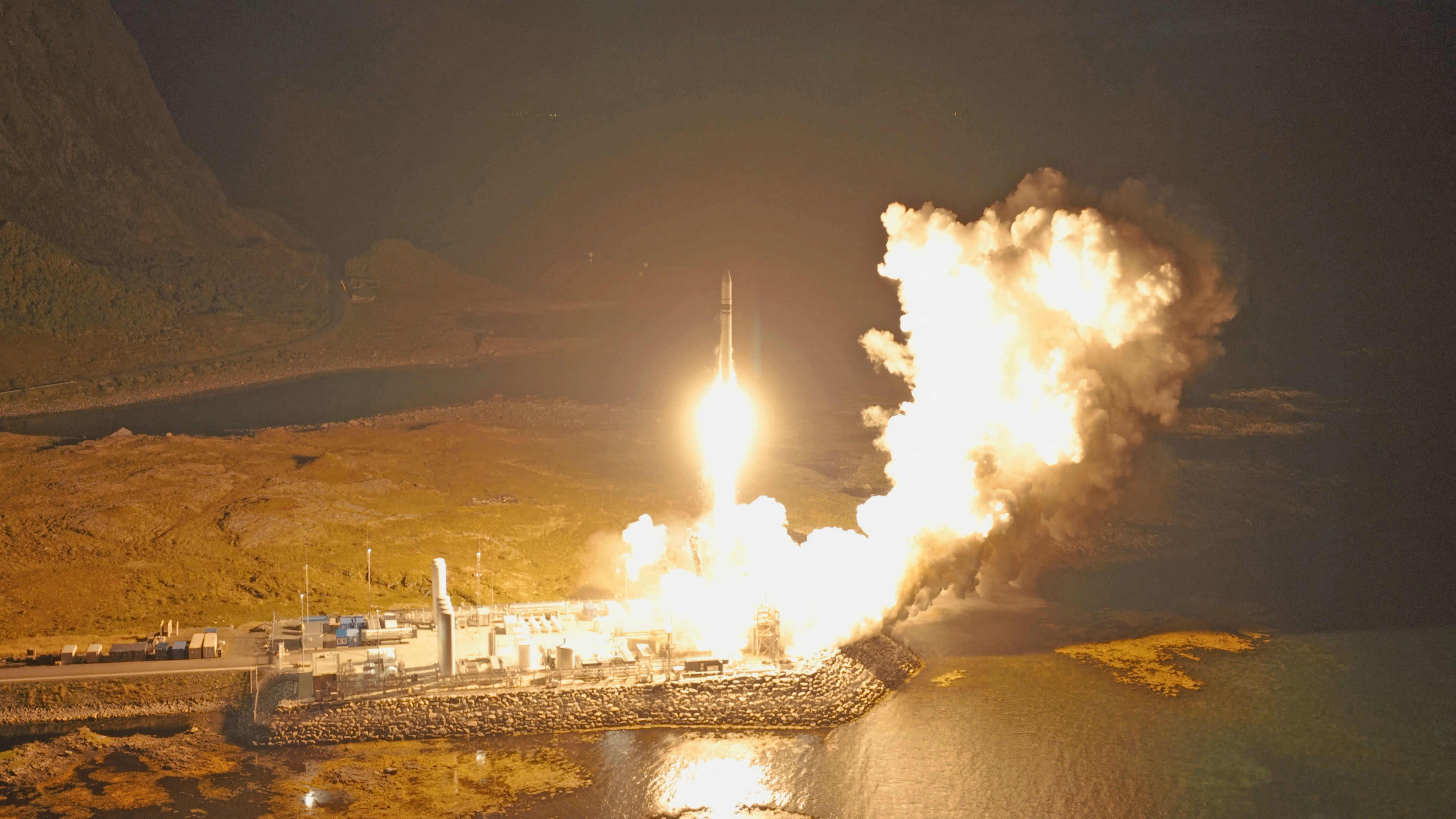 Perusahaan Jerman Berhasil Luncurkan Roket ke Orbit