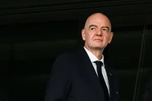 FIFA Tegaskan Infantino Maju Lagi, Konflik dengan UEFA Makin Memanas