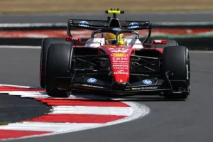 Hamilton Geram Ferrari Gagal Total di GP Italia, Ada Perubahan Besar yang Diminta!