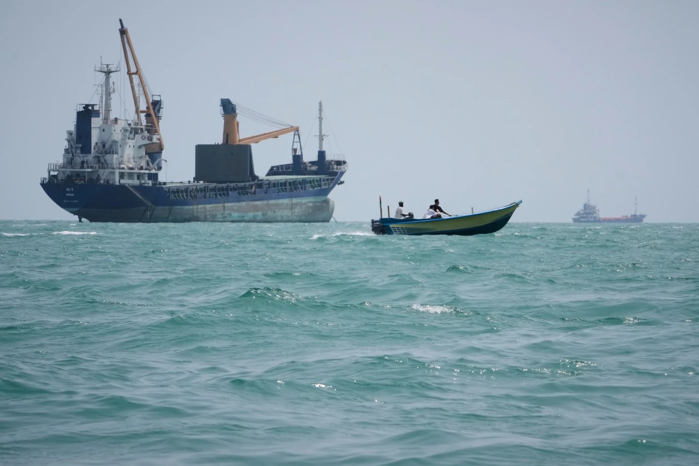Iran Berencana Umumkan 'Zona Eksklusi' Baru di Dekat Sela...