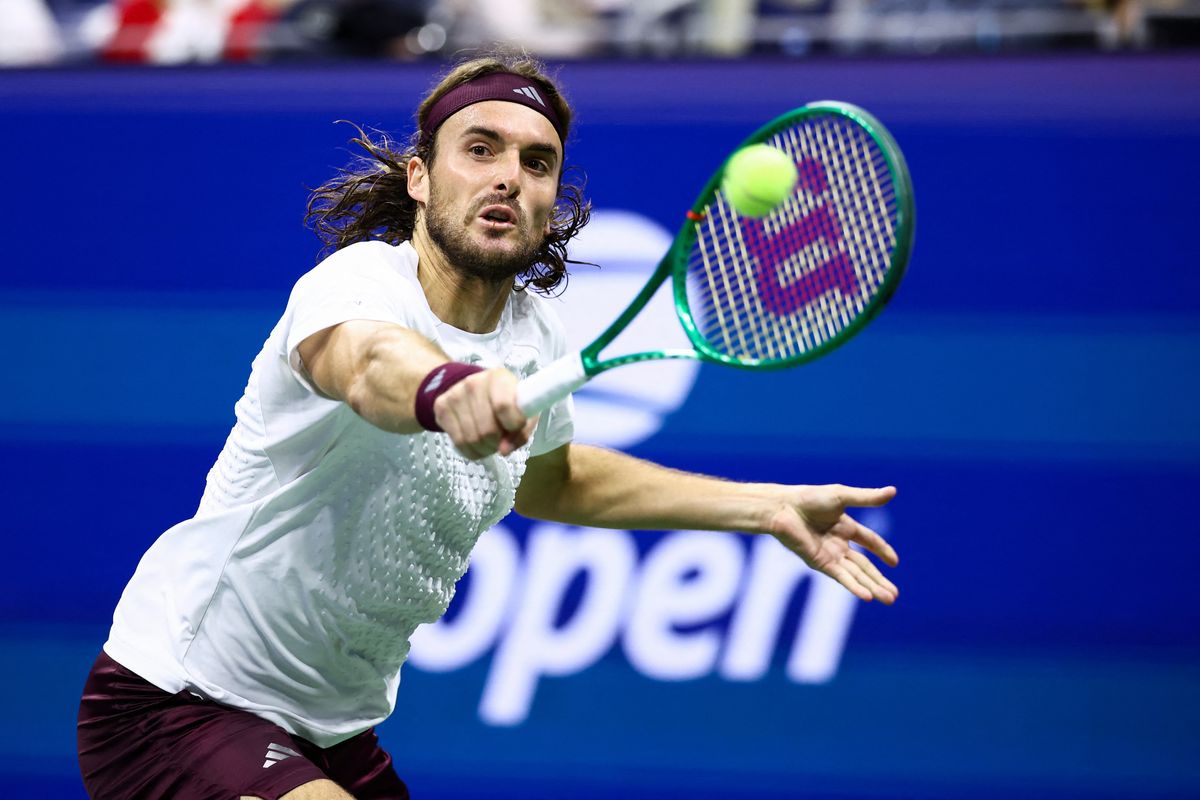 US Open: Tsitsipas Bicara tentang Hilangnya Seni Backhand Satu Tangan di Laga Grand Slam