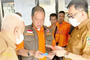 Abu Krakatau Ngancam Purwakarta! Bupati Terbitkan Edaran Darurat Kesehatan!