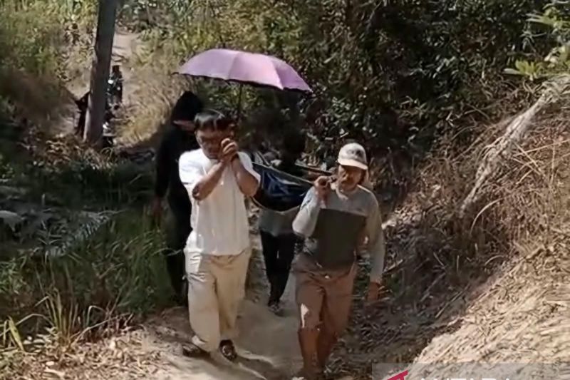 Jalan Lingkungan di Cianjur Selatan Diperbaiki, Akses Pendidikan hingga Ekonomi Makin Mudah.