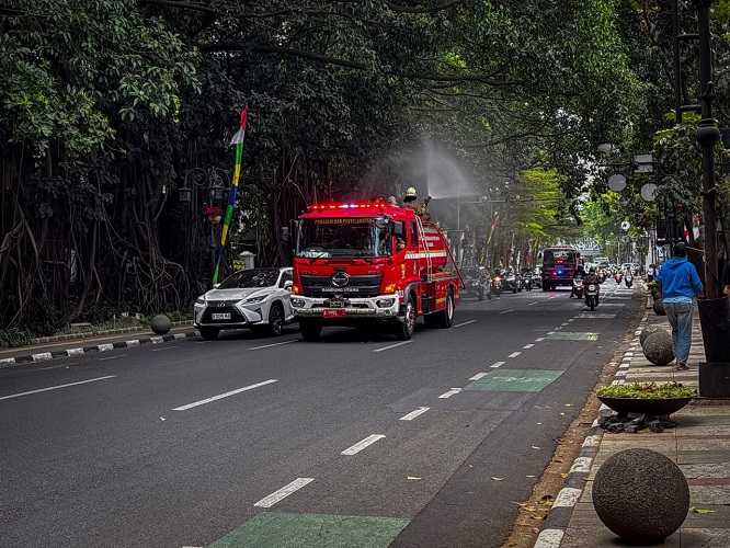 Pemkot Bandung Perkuat Mitigasi Abu Vulkanik  