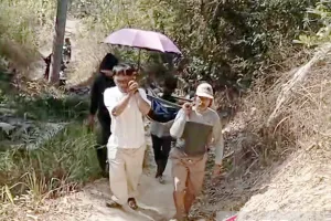 Viral Pasien Ditandu 10 Km Pakai Sarung, Pemkab Cianjur Baru Buka Suara dan Tancap Gas Perbaiki Jalan