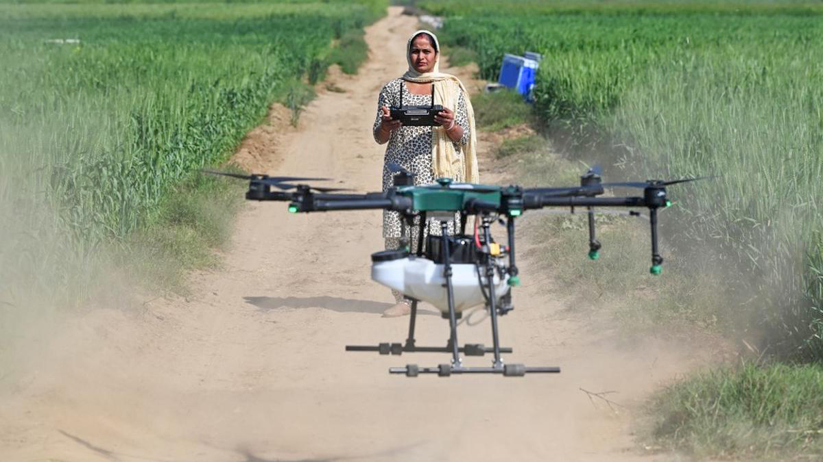 Dukung Petani Lokal, Sri Lanka Kembangkan 'Drone' Pertanian