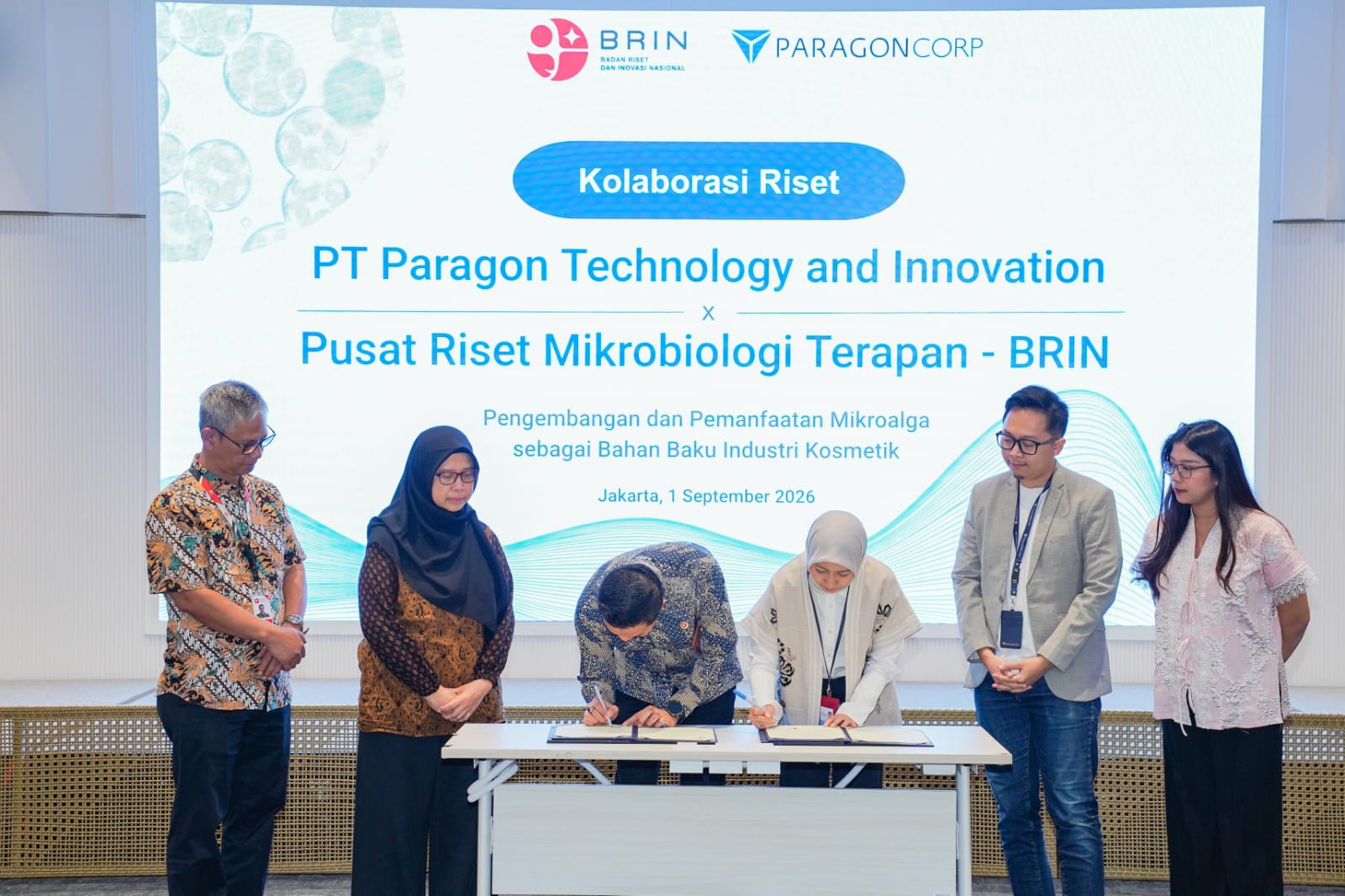 ParagonCorp dan BRIN Kolaborasi Riset Mikroalga Lokal unt...