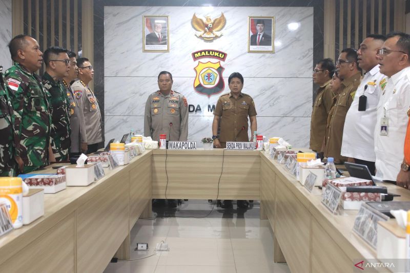 Pemprov Maluku Perkuat Kesiapsiagaan Hadapi Erupsi Gunung...