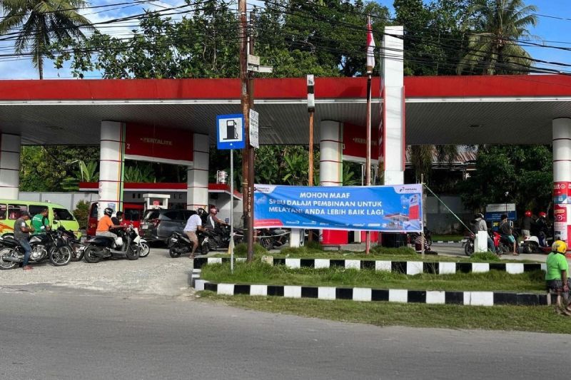 PT Pertamina Patra Niaga Bina 13 SPBU yang Langgar Aturan BBM 