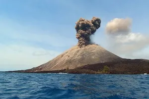 Badan Geologi ESDM: Gunung Anak Krakatau Masih Level Siaga    