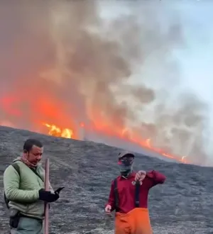 Bromo Kembali Dilanda Kebakaran di Bukit Kawinajang Kamis Sore
