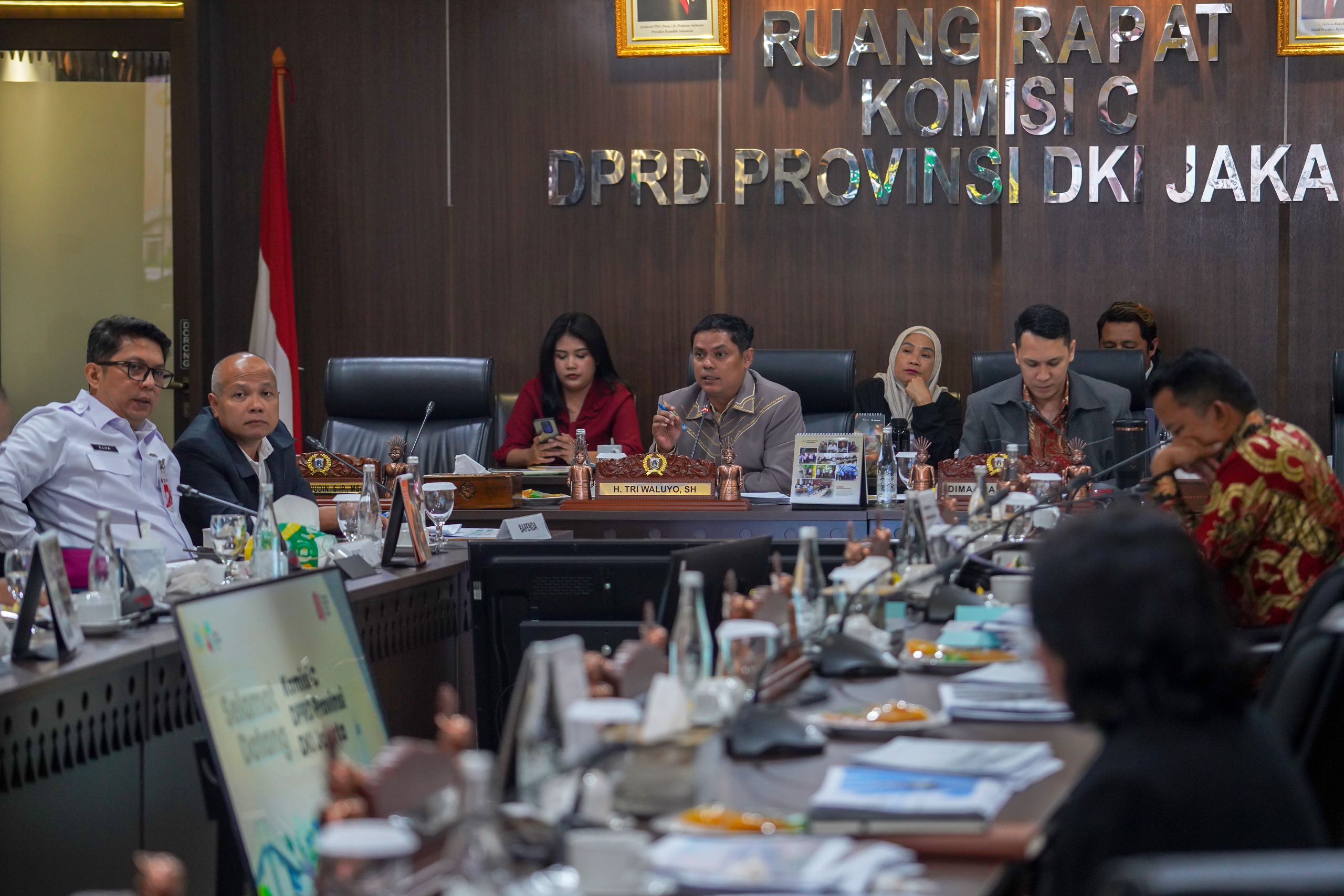 DPRD DKI Soroti Desil Bansos Tak Tepat Sasaran, 94 Ribu Anak Terancam Tak Sekolah