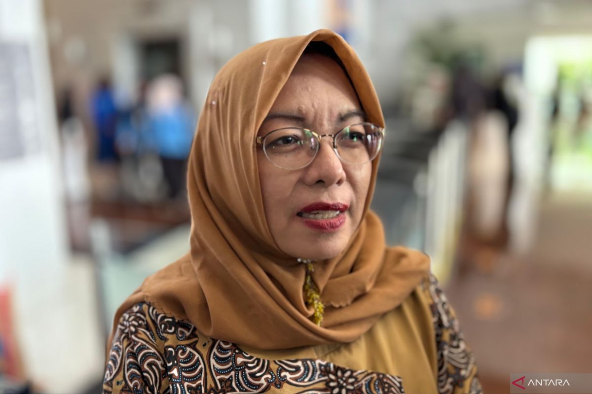 Guru Besar UI Soroti Laporan ADBI: Tantangan RI Bukan Kurang Tumbuh, Tapi Tak Produktif