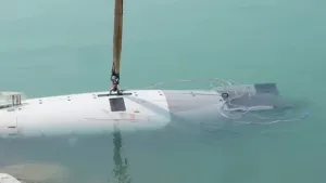 Iran Sita Kapal Selam Nirawak Dive-LD Milik AS di Pintu Masuk Selat Hormuz, Ini Tanggapan Pentagon 