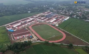 Kementerian PU Hadirkan Lapangan Sepak Bola Standar Internasional di 25 Sekolah Rakyat