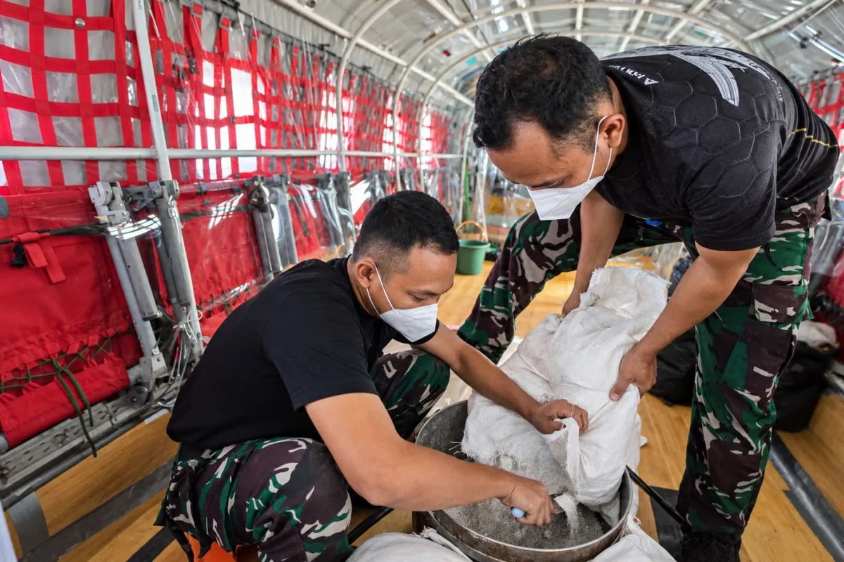 Tangani Karhutla, Kalbar Kerahkan 3 Pesawat untuk Operasi Modifikasi Cuaca