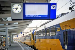 Stasiun Kosong, Mogok Kerja Lumpuhkan Layanan Kereta Belanda