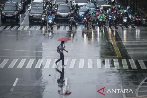 Tak Semua Wilayah Cuaca Cerah! BMKG Ungkap Sejumlah Kota yang Berpotensi Hujan Kamis Ini