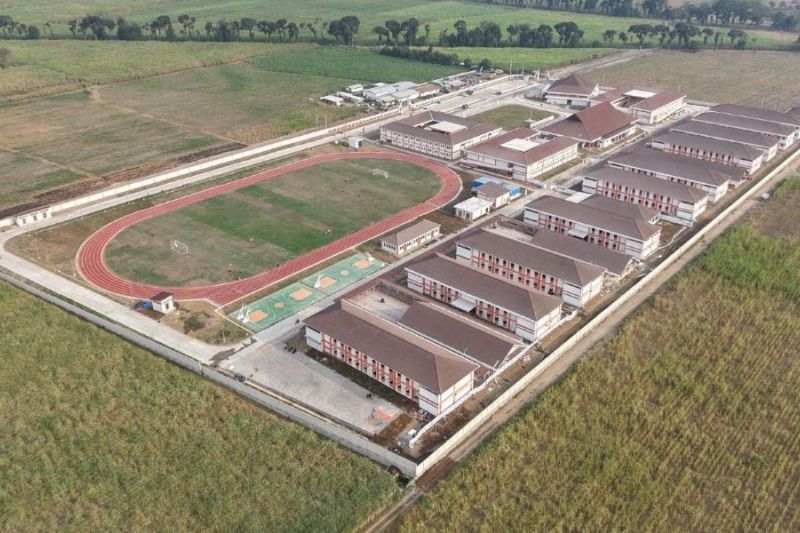 Keren, 25 Sekolah Rakyat Bakal Punya Lapangan Sepak Bola Standar Internasional