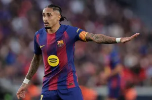 Barcelona Siapkan Kontrak B...