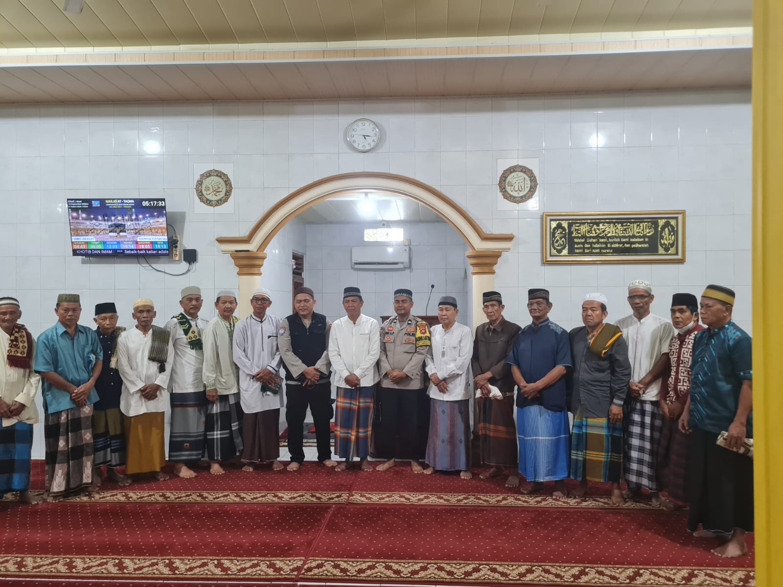 Cegah Karhutla, Polisi Edukasi Warga Muara Enim Lewat Pro...