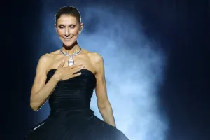 6 Tahun Hiatus, Celine Dion Akhirnya Kembali ke Panggung, Ribuan Penggemar Terpesona