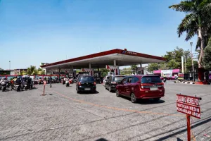 Pertamina Patra Niaga Sebut Antrean BBM di SPBU Makassar Mulai Melandai