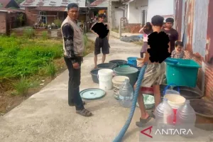 Alami Kekeringan, Pemkot Bengkulu Salurkan Ratusan Ribu Liter Air ke Tiga Kelurahan