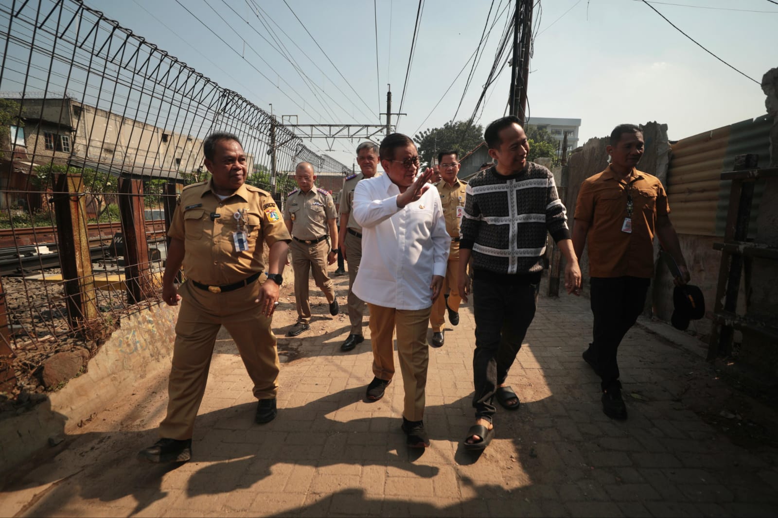 Jalan Sejajar Rel Pasar Minggu 1,7 Km Ditargetkan Rampung...