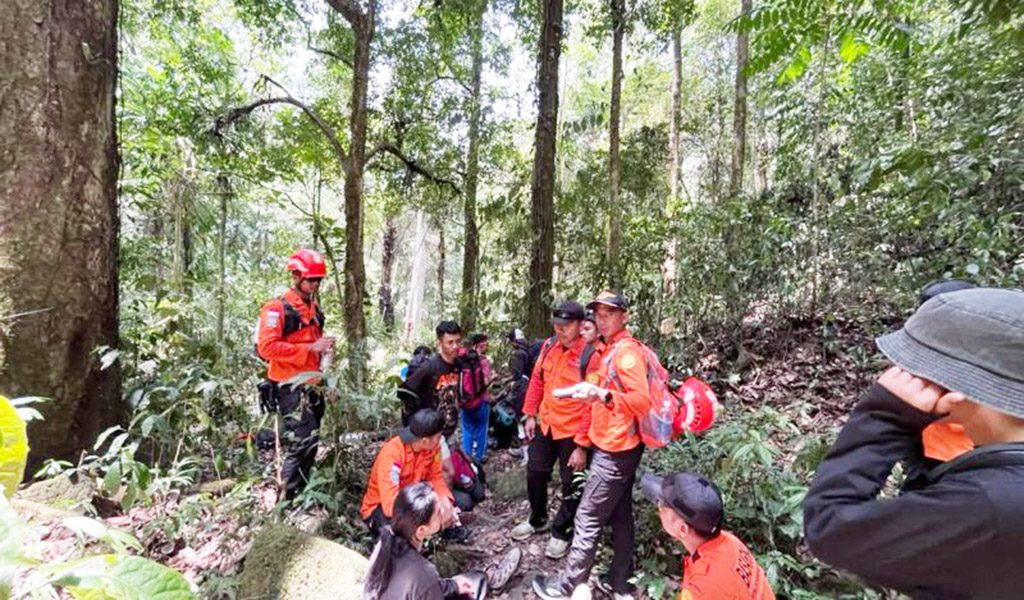 Kehabisan Bekal, Evakuasi Tujuh Pendaki dari Gunung Nokolalaki Dievakuasi