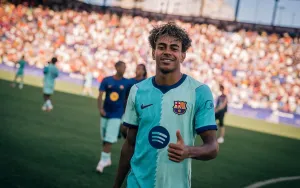 Lamine Yamal Sebut Mbappe Satu-satunya Rival dalam Perebutan Ballon d'Or