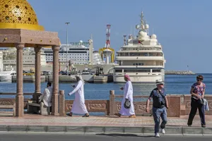 Oman Tunda Pertemuan Darurat Bahas Selat Hormuz
