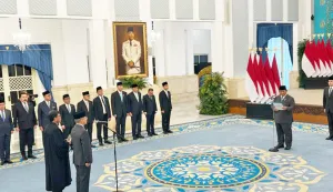 Presiden Lantik Suahasil Nazara jadi Menkeu Gantikan Purbaya