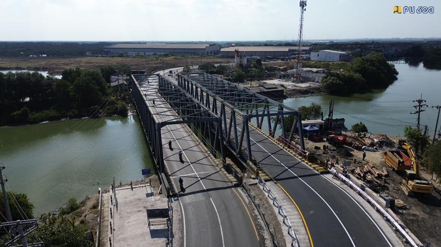 Resmi Dibuka! Jembatan Manyar 80 Meter Bikin Akses ke KEK JIIPE Gresik Bebas Macet