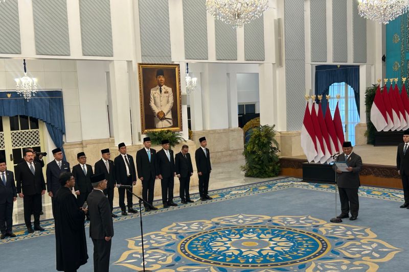 Suahasil Nazara Resmi Jadi Menkeu, Gantikan Purbaya! Ada Apa di Balik Pergantian Ini?
