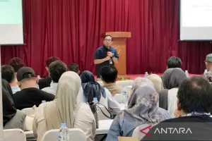 Bulog Indramayu Tak Mau Keh...
