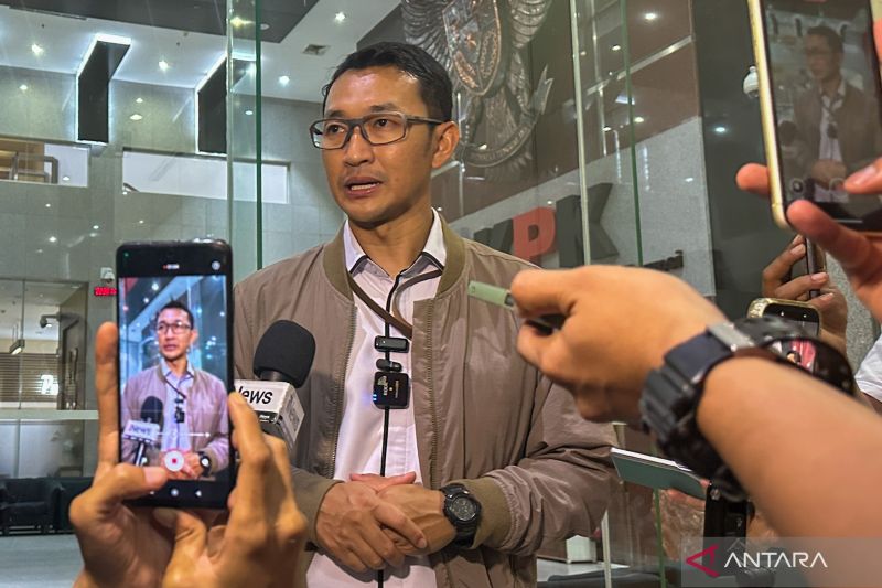 KPK Menyita 20 Koper dari OTT ATR/BPN, Isinya Bikin Melongo