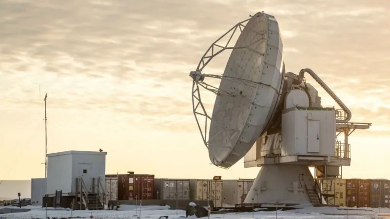 Menteri Trump Akui AS telah Mengerahkan Senjata Luar Angkasa di Orbit Bumi