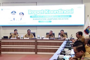 Waspada Kemarau sampai Dese...