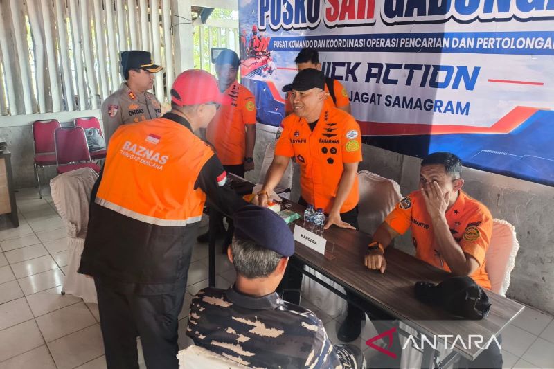 Keluarga Jurnalis yang Hilang Kontak di Selat Sunda Mendapat Bantuan dari Baznas 