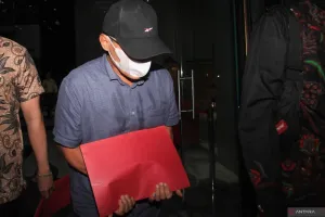 KPK Kembangkan Kasus, Perja...