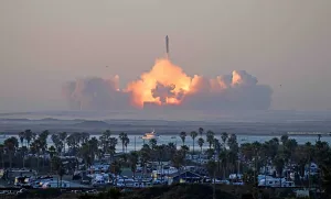 Roket Terbesar SpaceX Siap Segera Taklukkan Orbit Bumi