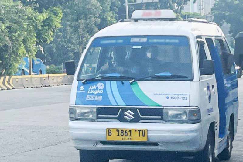 Dorong Warga Beralih ke Transportasi Umum, DPRD DKI Minta...