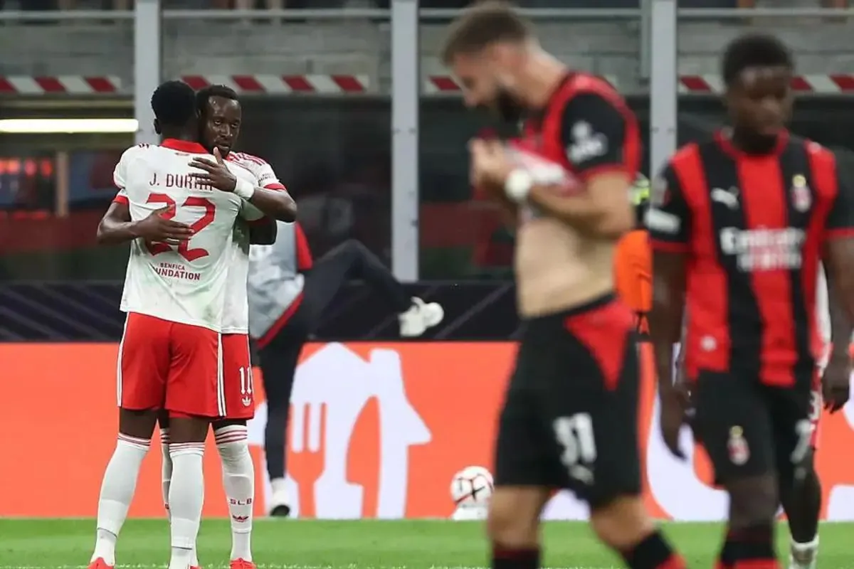 Mengejutkan! AC Milan Dipermalukan Benfica 0-2 di San Siro