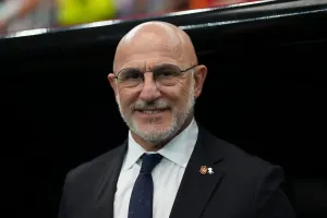 Pelatih Luis de la Fuente Tetap di Timnas Spanyol! Kontrak Baru Segera Diperpanjang