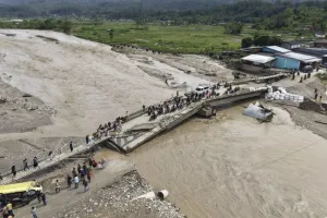 Terdampak Banjir, Kementerian PU Gerak Cepat Tangani Jembatan Aih Bobo 