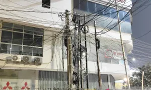Tiga Tahun Lagi Langit Bekasi Bebas "Sarang Laba-Laba", Pemkot Mulai Tanam Kabel Bawah Tanah